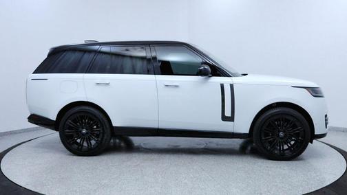 2023 Land Rover Range Rover P400 SE