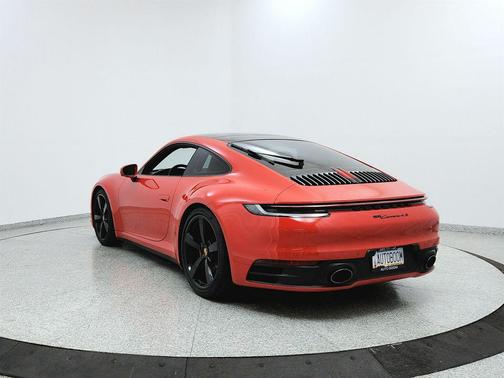 2021 Porsche 911 Carrera 4S