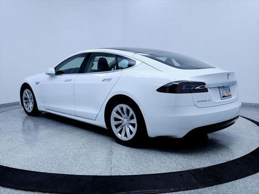 2016 Tesla Model S 70