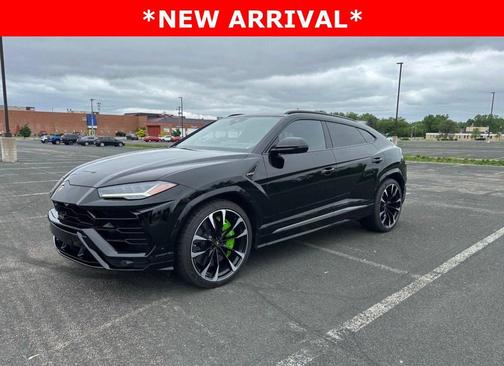 2019 Lamborghini Urus Base