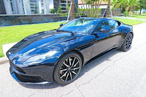 2017 Aston Martin DB11 Launch Edition