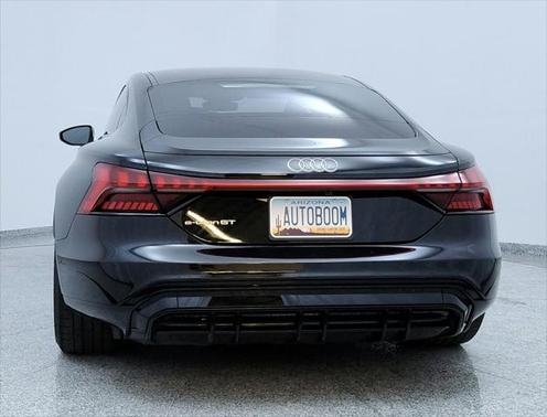 2022 Audi e-tron GT Prestige