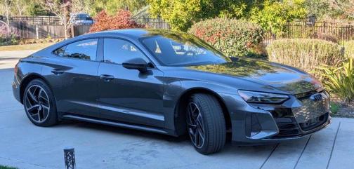2023 Audi RS e-tron GT quattro