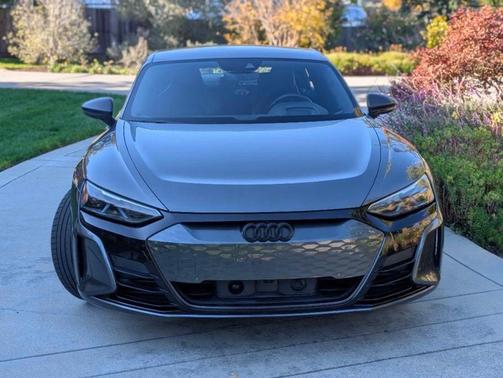 2023 Audi RS e-tron GT quattro