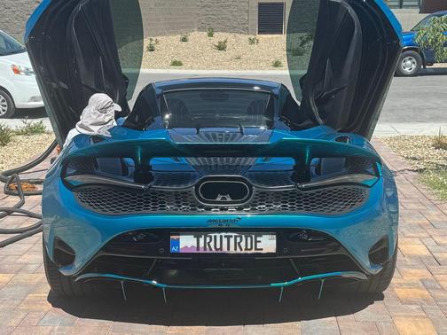 2024 McLaren 750S Spider