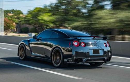 2016 Nissan GT-R Premium