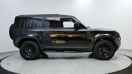 2025 Land Rover Defender 110 P300