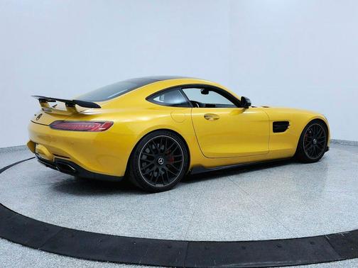 2016 Mercedes-Benz AMG GT S