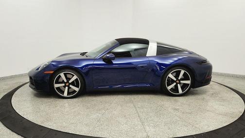 Gentian Blue Metallic 2026 Porsche 911 Targa 4S