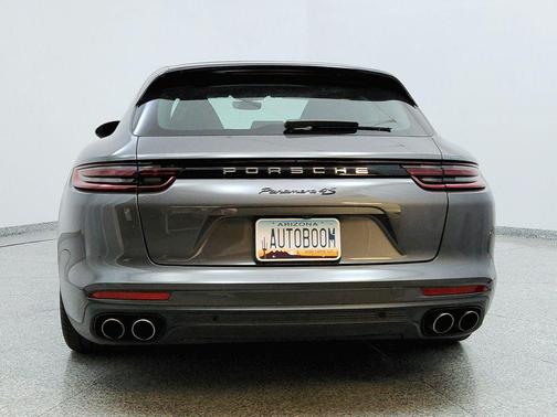 2018 Porsche Panamera 4S Sport Turismo
