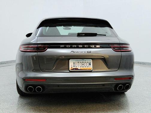 2018 Porsche Panamera 4S Sport Turismo