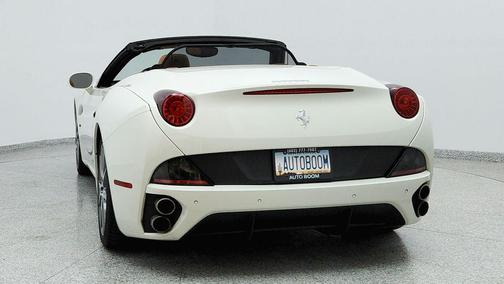 2014 Ferrari California Base
