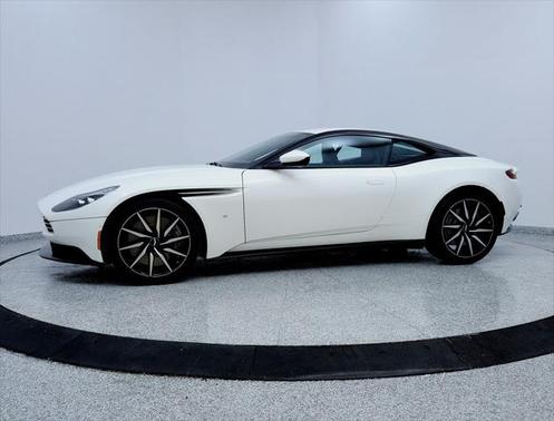 2018 Aston Martin DB11 Base