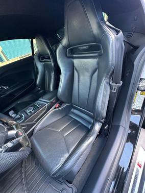 2017 Audi R8 5.2 V10 plus