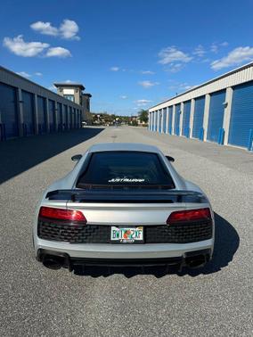 2017 Audi R8 5.2 V10 plus