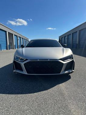 2017 Audi R8 5.2 V10 plus