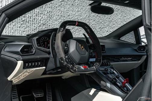 2015 Lamborghini Huracan LP610-4