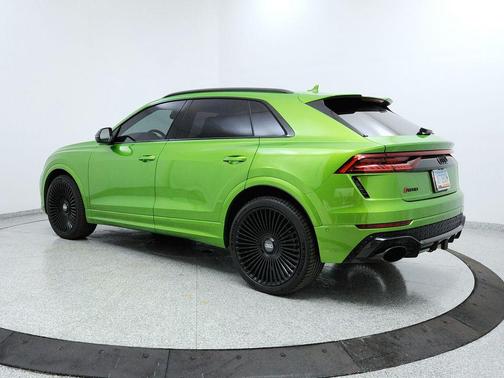 2023 Audi RS Q8 4.0T