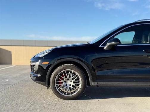 2018 Porsche Cayenne Turbo