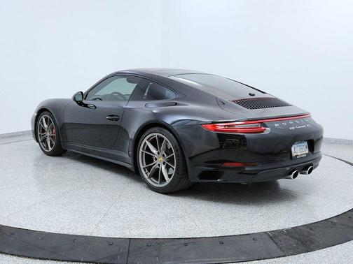 2017 Porsche 911 Carrera 4S