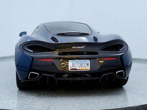 2017 McLaren 570GT Base