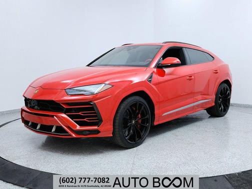 2019 Lamborghini Urus Base