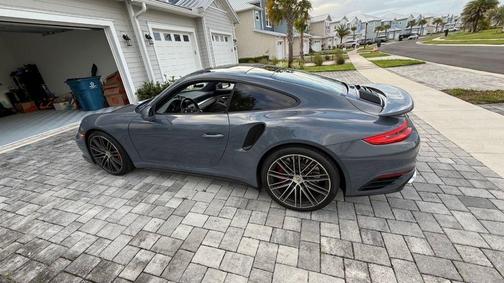 2017 Porsche 911 Turbo
