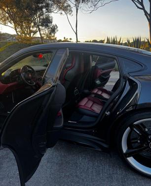 2020 Porsche Taycan Turbo S