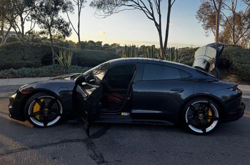 2020 Porsche Taycan Turbo S