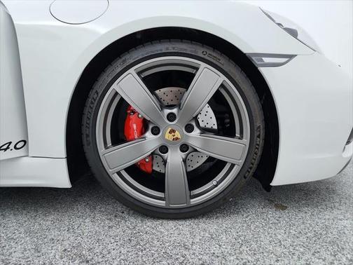 2024 Porsche 718 Cayman GTS 4.0
