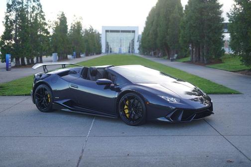 2016 Lamborghini Huracan LP610-4S