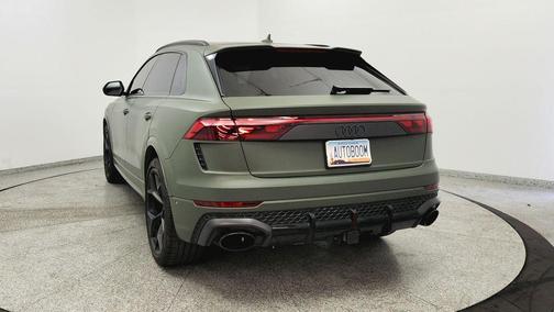 Satellite Silver Metallic 2025 Audi RS Q8 4.0T
