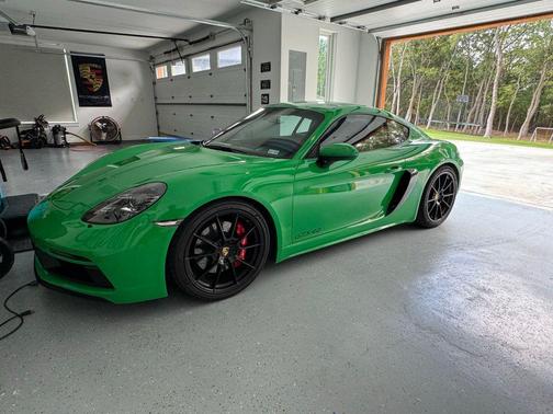 2022 Porsche 718 Cayman GTS 4.0