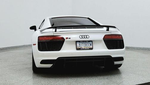 2017 Audi R8 5.2 V10 plus