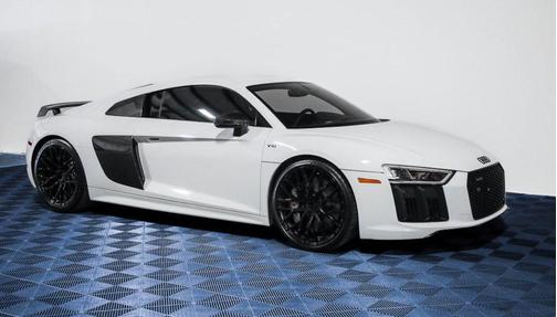 2017 Audi R8 5.2 V10 plus