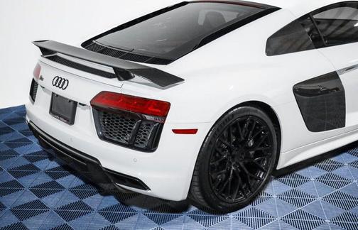 2017 Audi R8 5.2 V10 plus