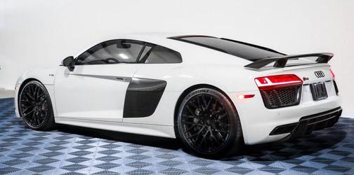 2017 Audi R8 5.2 V10 plus