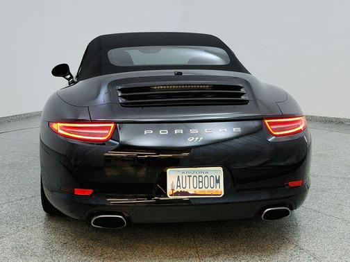 2016 Porsche 911 Carrera
