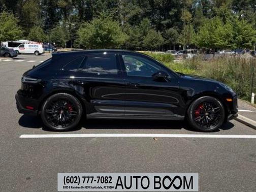 2025 Porsche Macan GTS