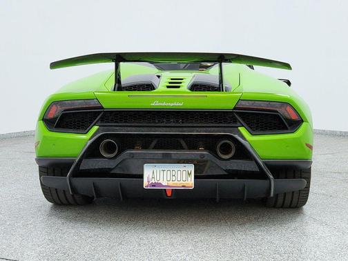 2018 Lamborghini Huracan Performante
