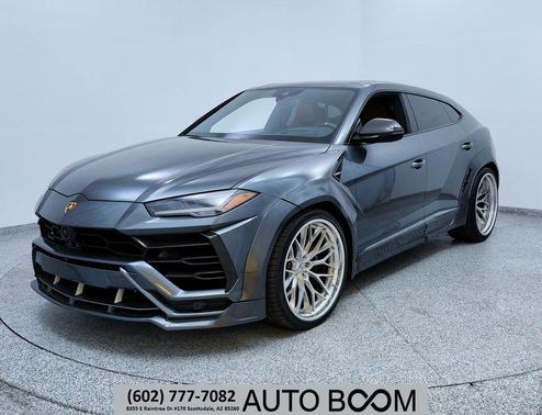 2019 Lamborghini Urus Base