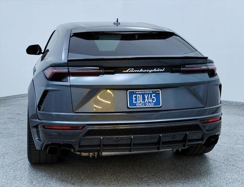 2019 Lamborghini Urus Base