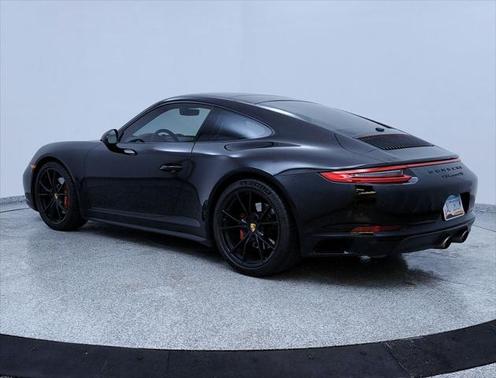 2019 Porsche 911 Carrera 4S