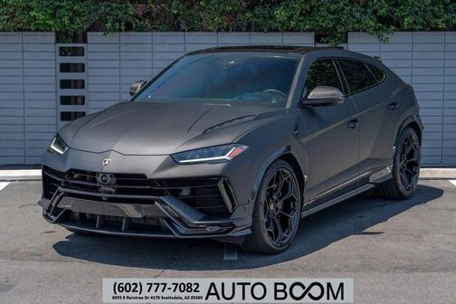 2023 Lamborghini Urus Performante