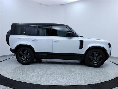 2023 Land Rover Defender 110 V8