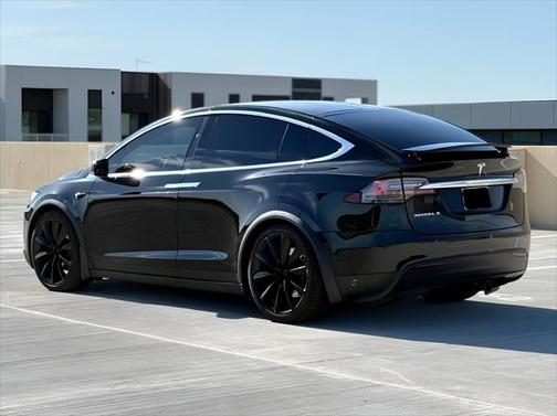 2017 Tesla Model X 90D