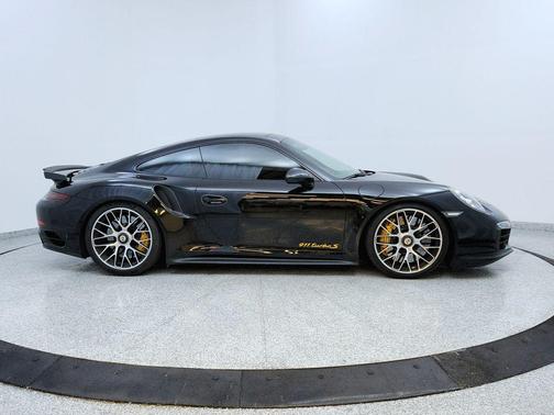2014 Porsche 911 Turbo S