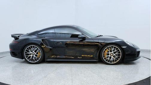 2014 Porsche 911 Turbo S