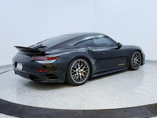 2014 Porsche 911 Turbo S