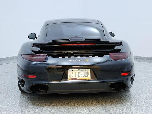 2014 Porsche 911 Turbo S